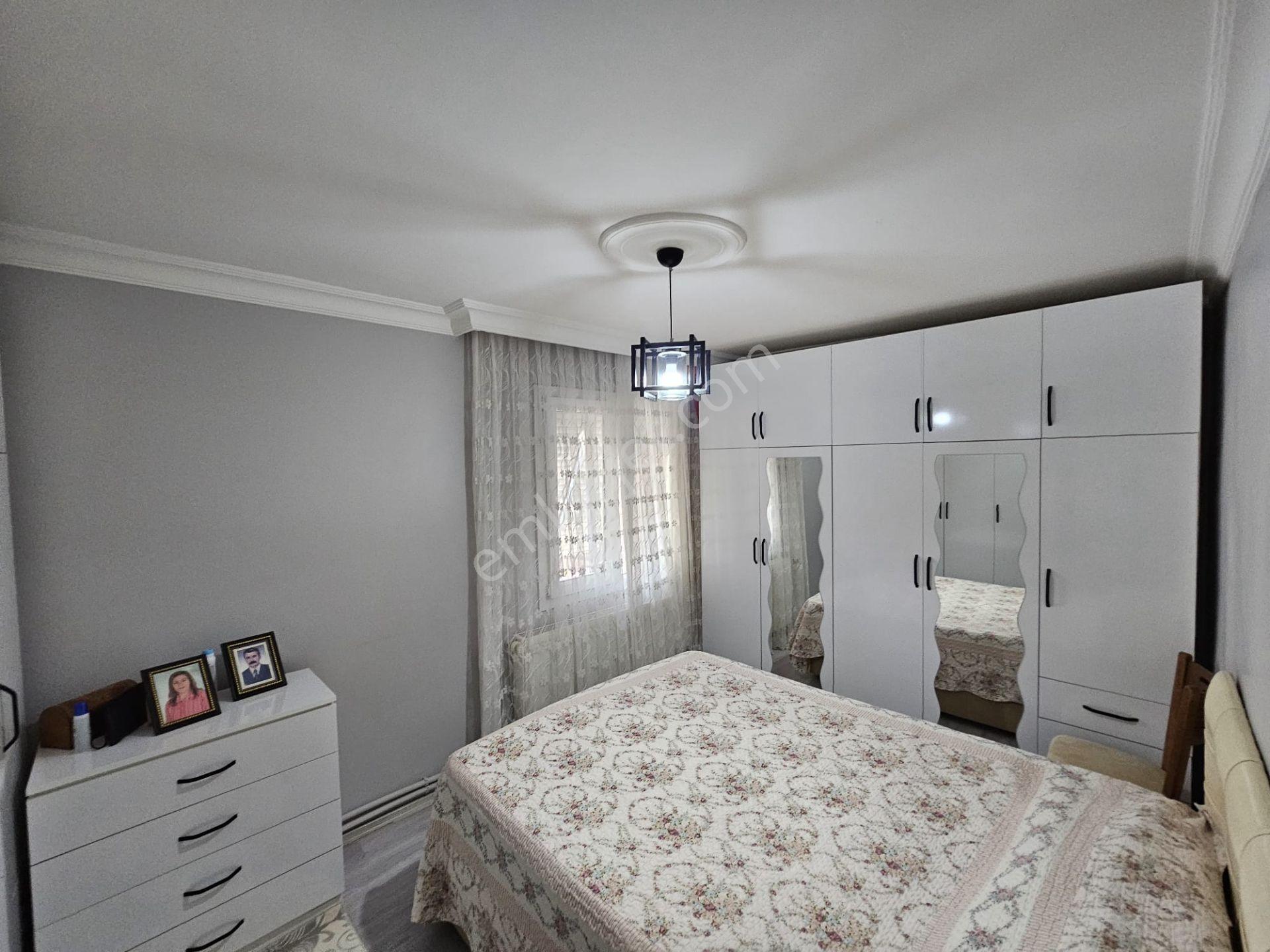 İzkent Yedigöller Yanı 2+1 Doğalgaz'lı Yüksek Giriş Kat Daire — fotoğraf 5