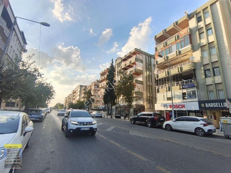 Emniyet Caddesine Sıfır 4+1 — fotoğraf 5