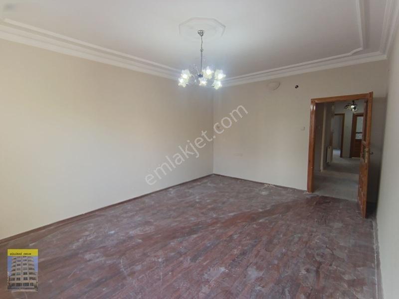 Emniyet Caddesine Sıfır 4+1 — fotoğraf 33