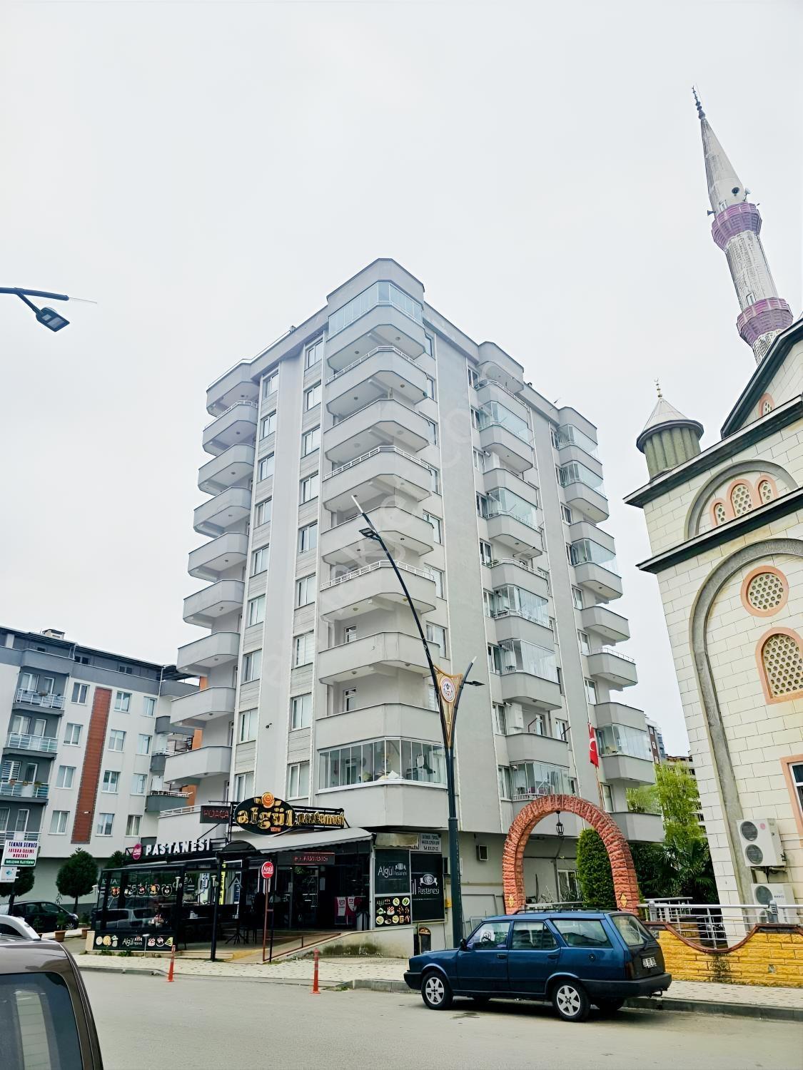 Re/max Nadirden Teyyaredüzünde 140 M² Satılık 3+1 — fotoğraf 2