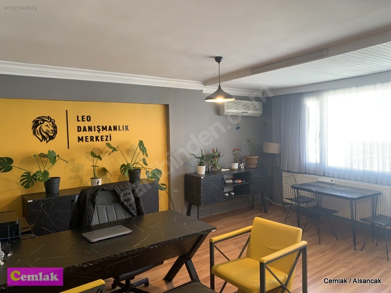 Kıbrıs Şehitleri Caddesi Üzeri 120 M2 Çok 3+1 Kiralık Daire