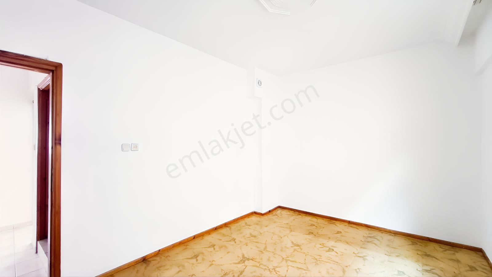 Kaya Emlak-şarköy Cumhuriyet Mah.de Merkezi 2+1 Satılık Daire — fotoğraf 12