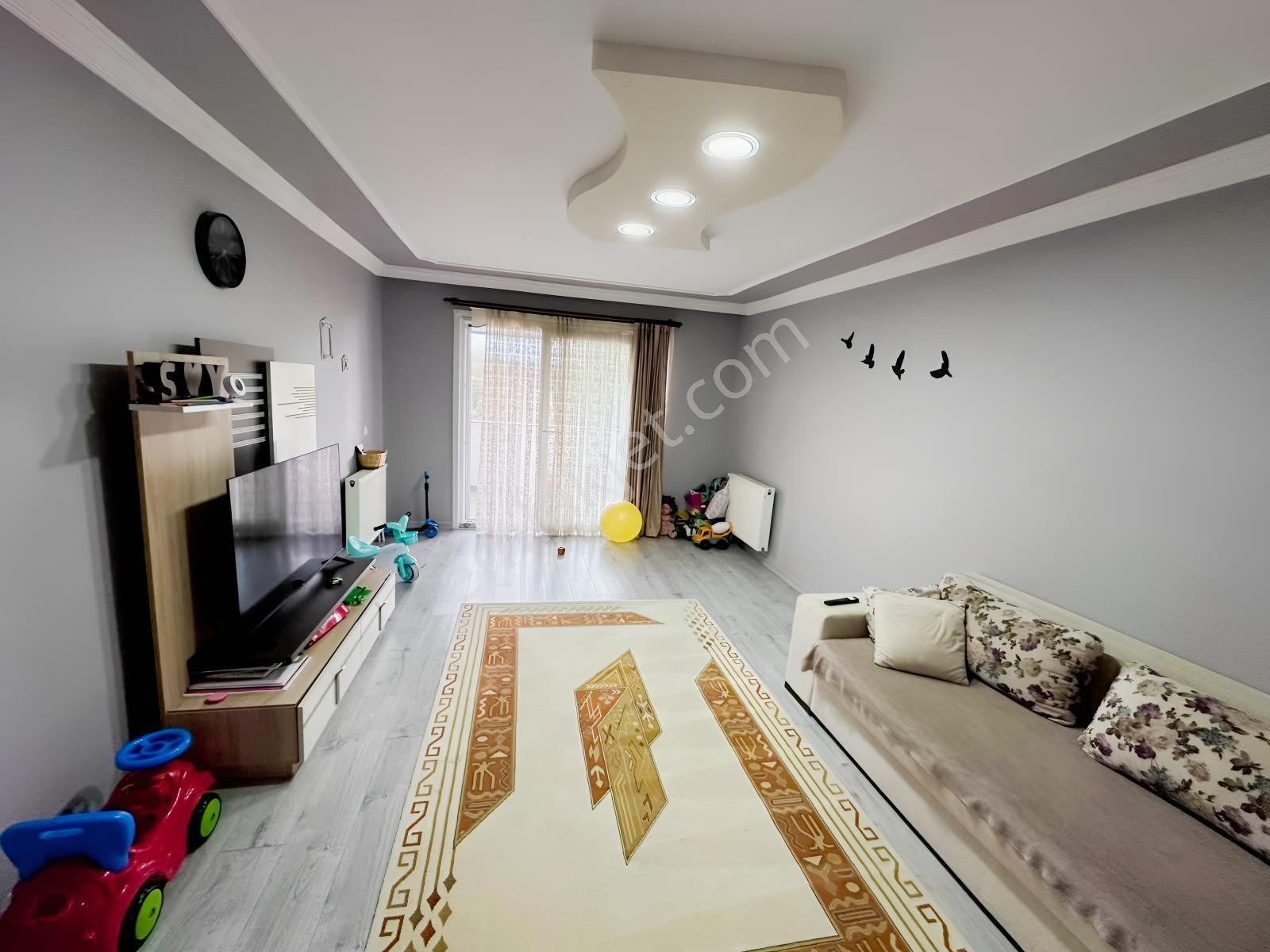 Meriç Çayrak'tan Uludere Çayı Manzaralı Satılık 3+1 Daire(araynz — fotoğraf 4
