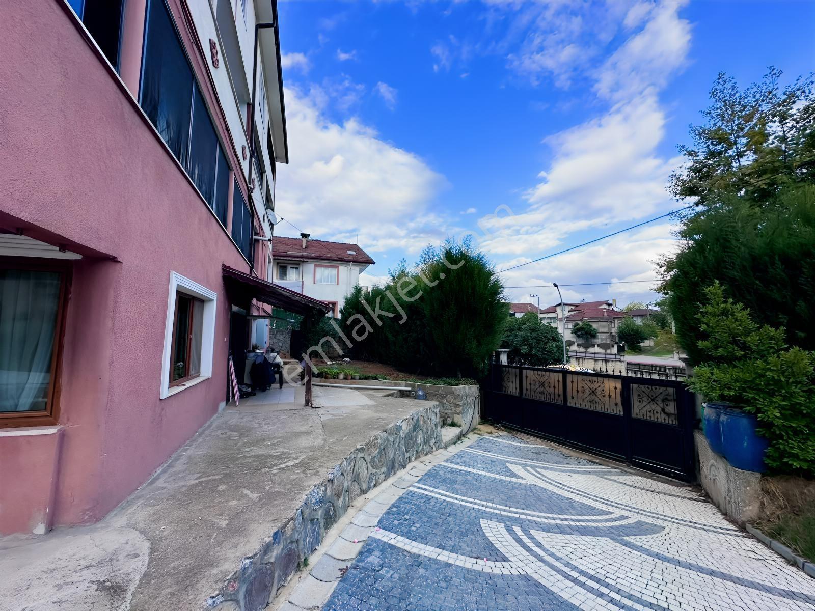 Meriç Çayrak'tan Uludere Çayı Manzaralı Satılık 3+1 Daire(araynz — fotoğraf 10
