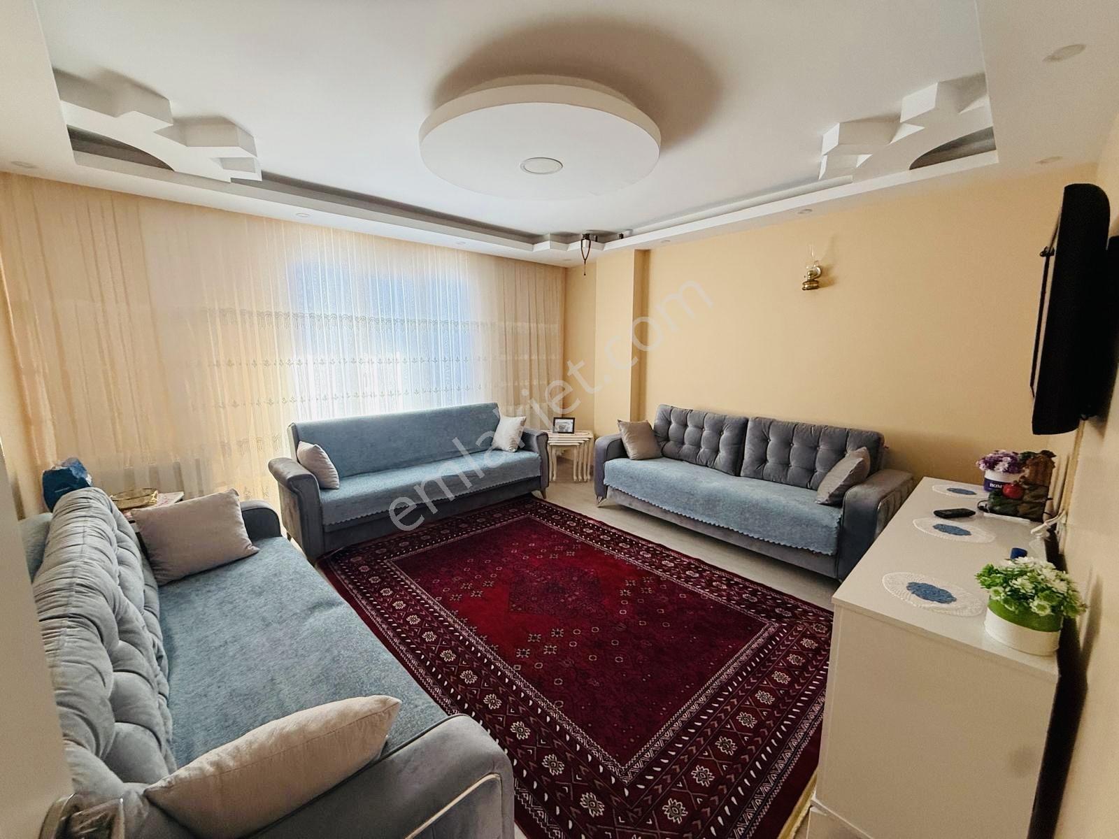 Mehmet Akif Mah. Satılık 5+2 220m2 Dubleks Daire — fotoğraf 2