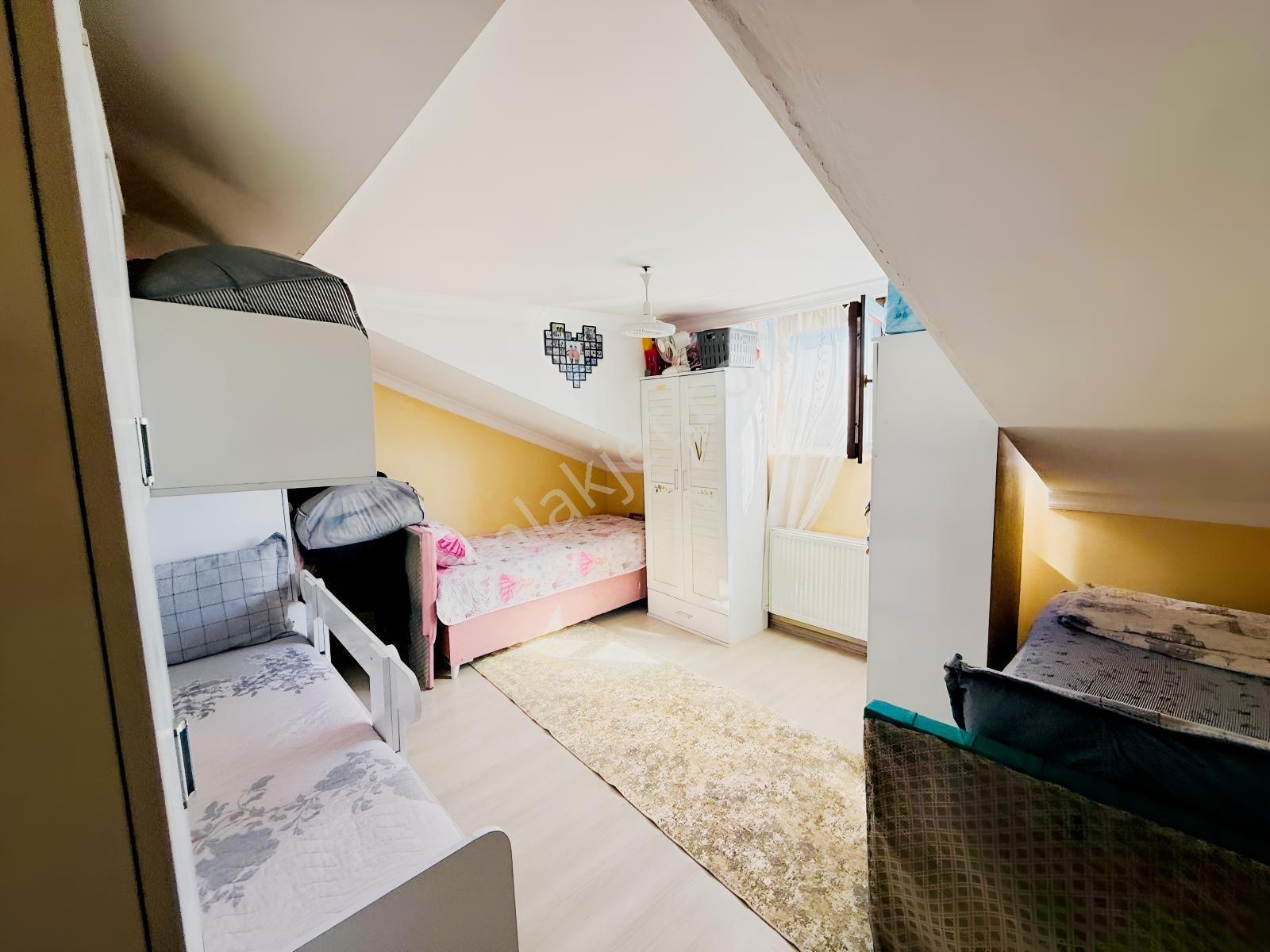 Mehmet Akif Mah. Satılık 5+2 220m2 Dubleks Daire — fotoğraf 19