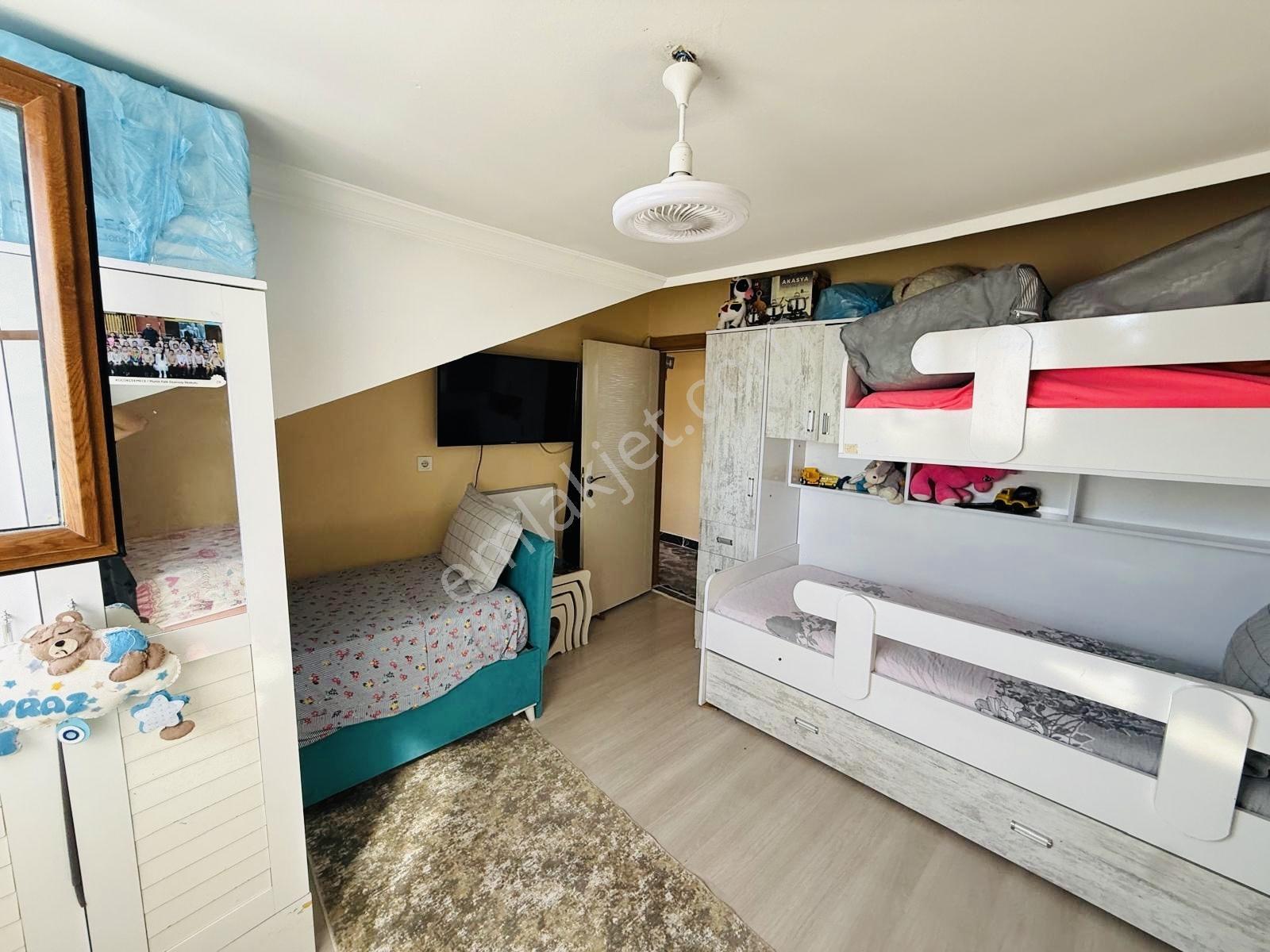 Mehmet Akif Mah. Satılık 5+2 220m2 Dubleks Daire — fotoğraf 32