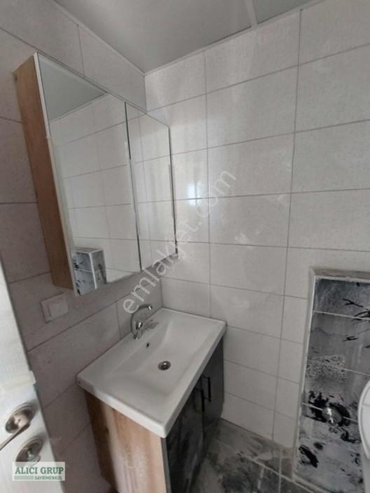 #stad Yakını Geniş Oturum İskanlı Hasarsız 1+1.5 Satılık Daire — fotoğraf 14