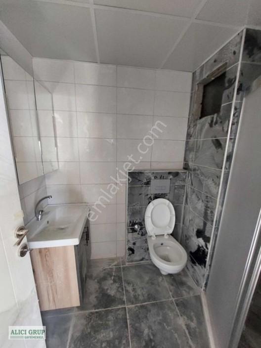 #stad Yakını Geniş Oturum İskanlı Hasarsız 1+1.5 Satılık Daire — fotoğraf 16