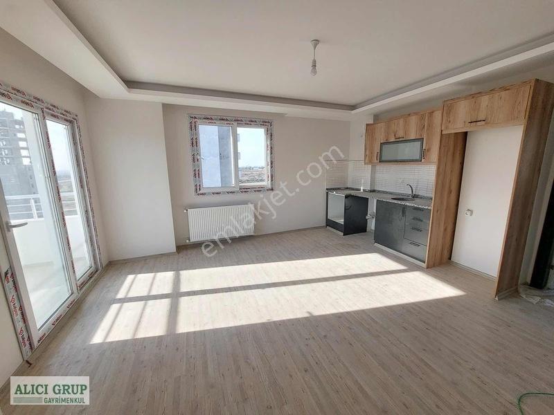 #stad Yakını Geniş Oturum İskanlı Hasarsız 1+1.5 Satılık Daire — fotoğraf 21