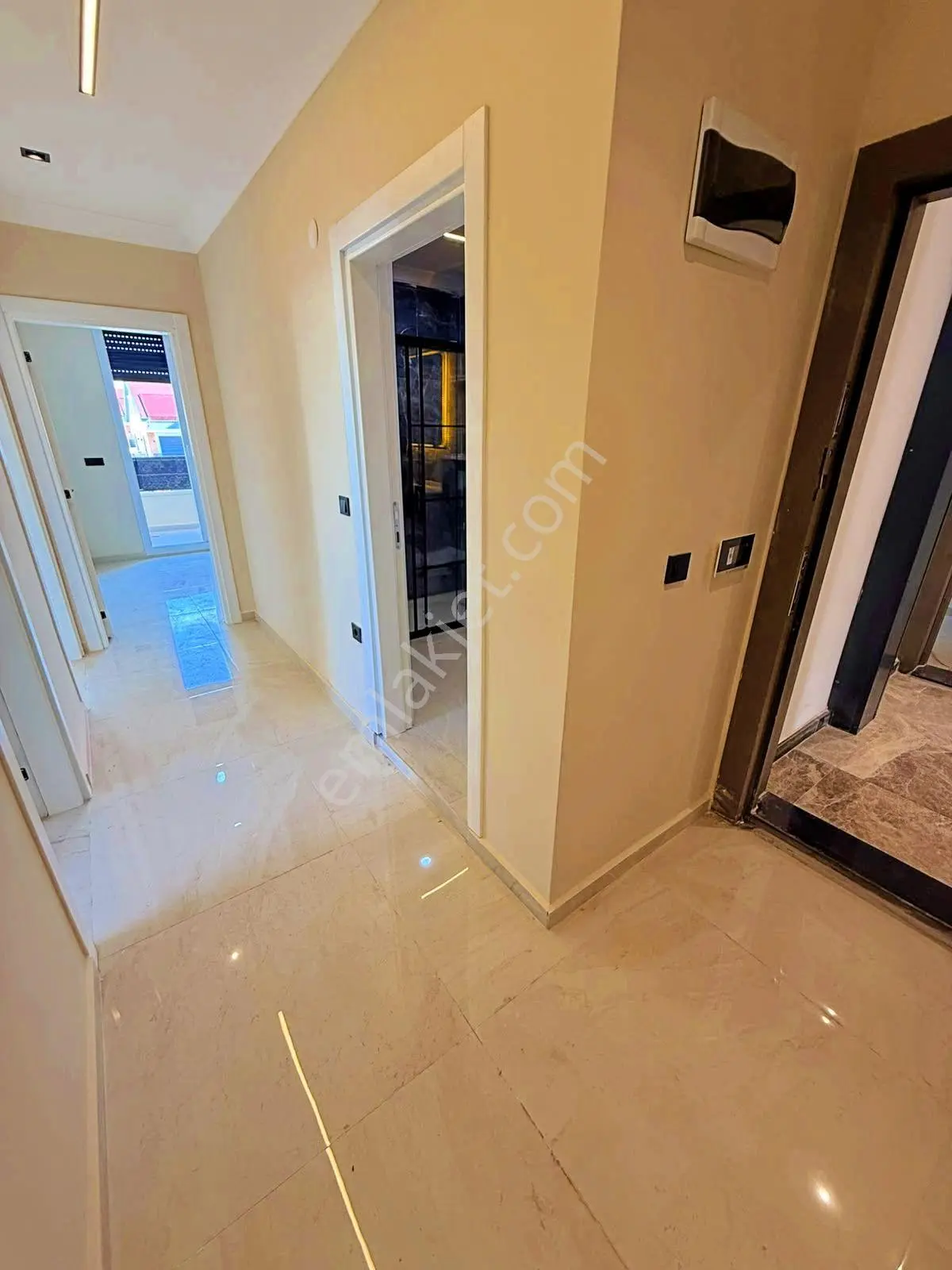 Didim'de Denize 400 Mt Mesafede Satılık 2+1 Sıfır Daire — fotoğraf 4