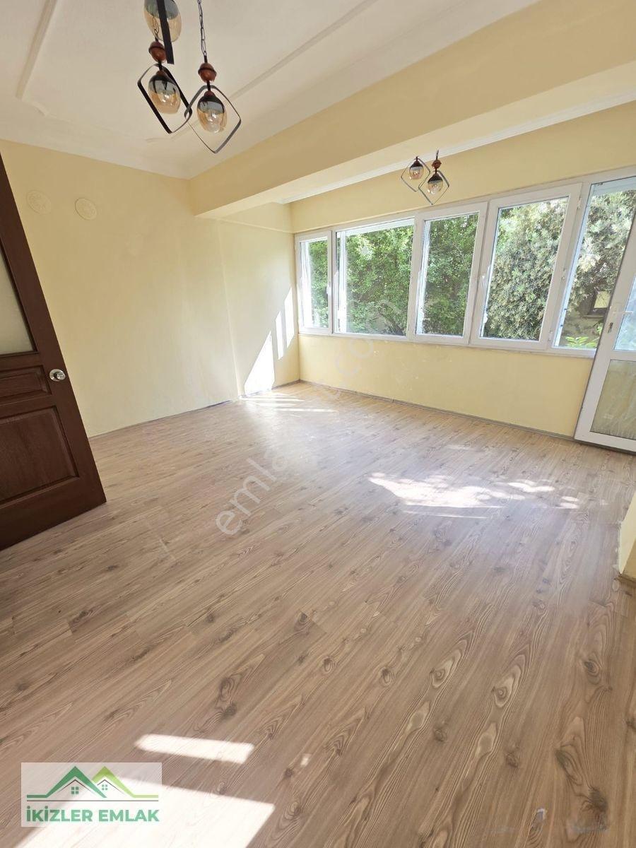 Satılık - Müstakil Bahçeli Daire - Gümüldür'de - Denize 200 Mt — fotoğraf 7