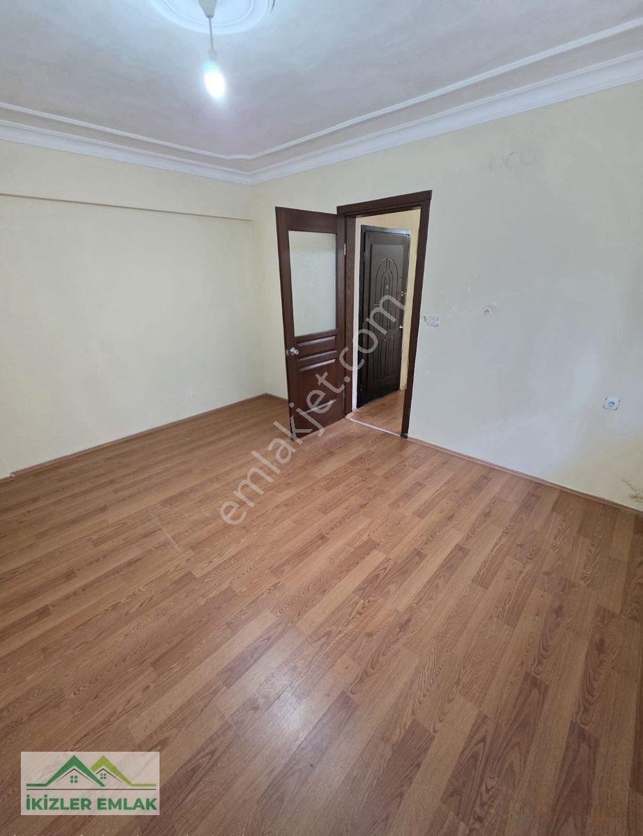 Satılık - Müstakil Bahçeli Daire - Gümüldür'de - Denize 200 Mt — fotoğraf 17
