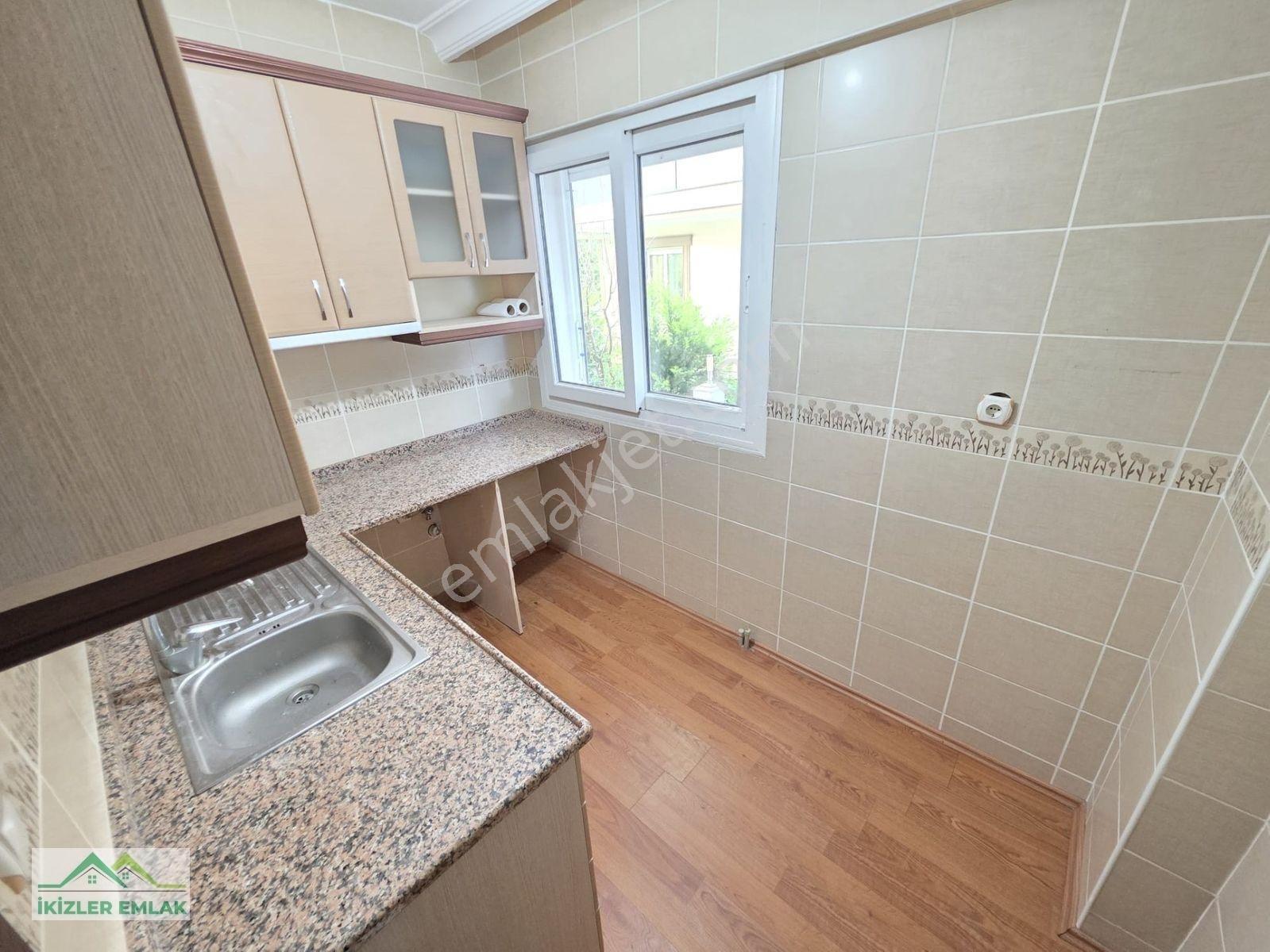 Satılık - Müstakil Bahçeli Daire - Gümüldür'de - Denize 200 Mt — fotoğraf 27