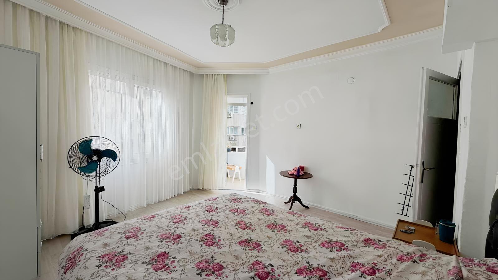 Ergün'den Çarşı Merkezi Konumda 2+1 Satılık Daire! — fotoğraf 2