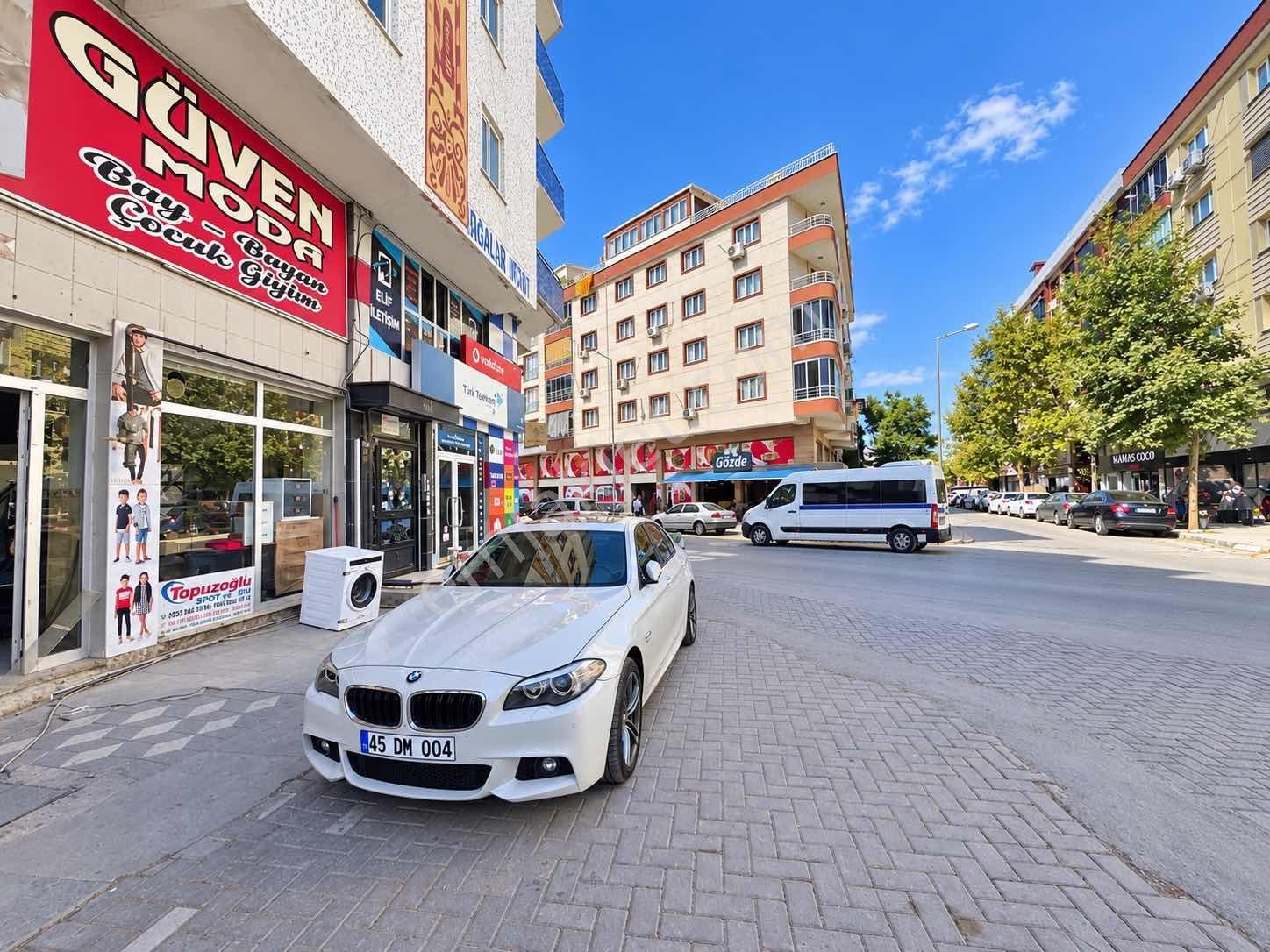 Muradiye Eski Girişte 2+1 Kapalı Mutfak Ara Kat Cam Balkonlu — fotoğraf 4