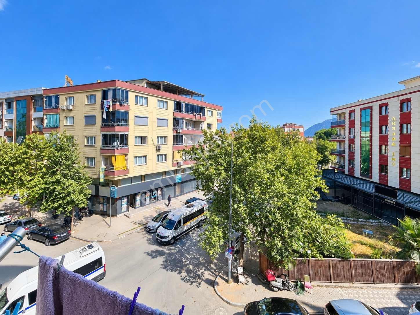 Muradiye Eski Girişte 2+1 Kapalı Mutfak Ara Kat Cam Balkonlu — fotoğraf 6