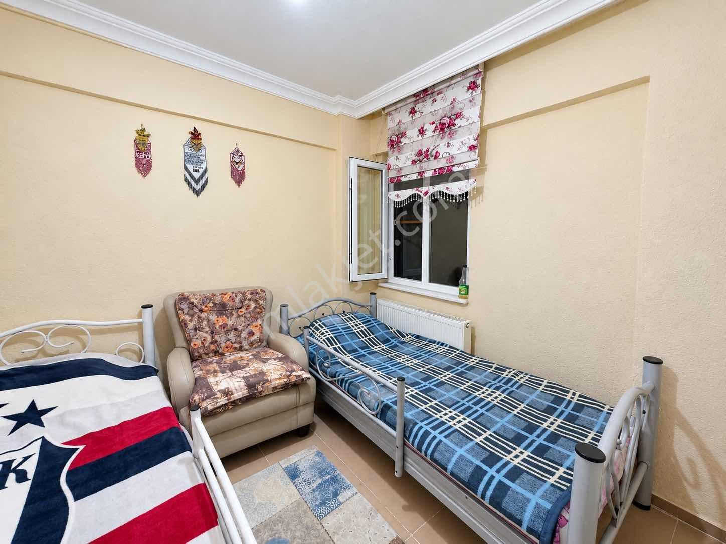 Muradiye Eski Girişte 2+1 Kapalı Mutfak Ara Kat Cam Balkonlu — fotoğraf 9