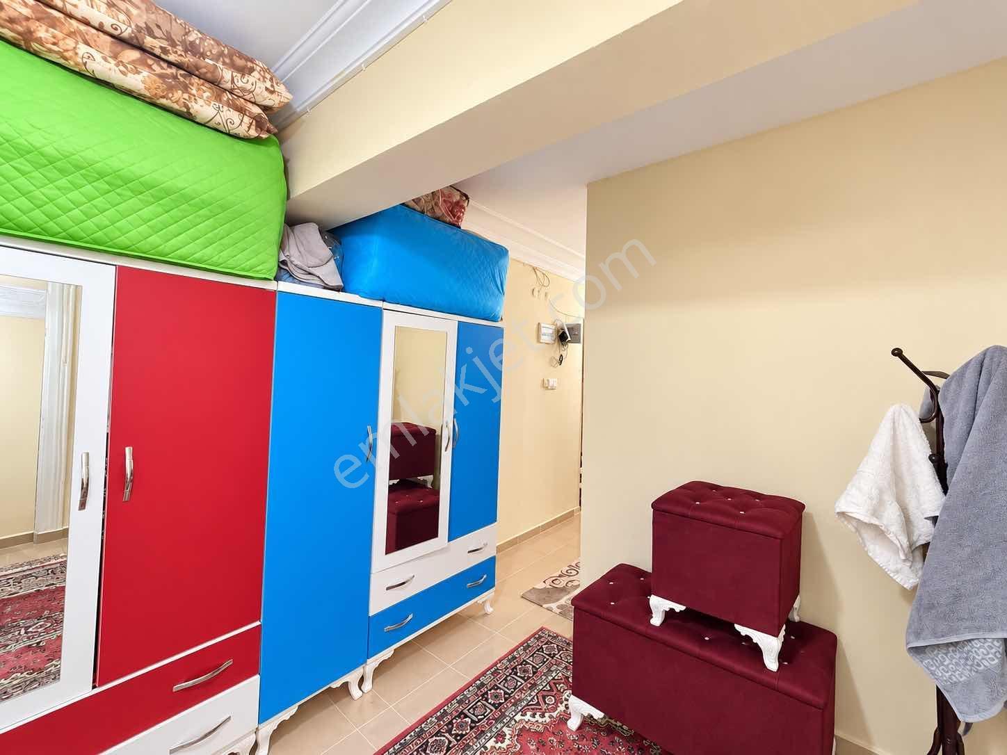 Muradiye Eski Girişte 2+1 Kapalı Mutfak Ara Kat Cam Balkonlu — fotoğraf 14