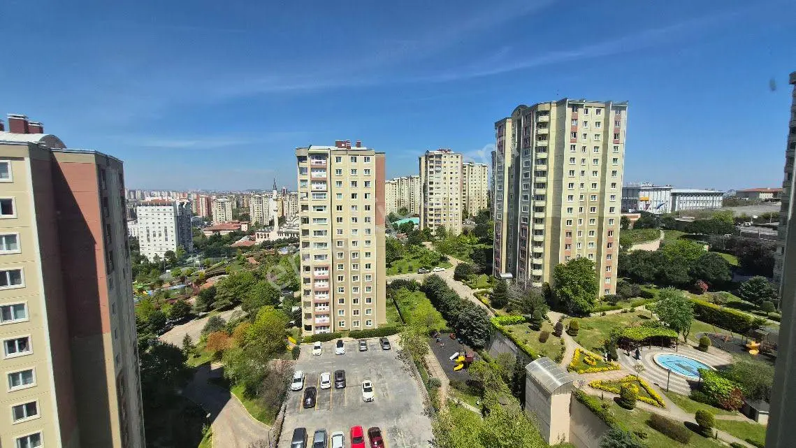 Küçükçekmece Atakent Güneşpark Evlerinde Satılık 4+1 194 M2 Satılık Boş Daire — fotoğraf 19