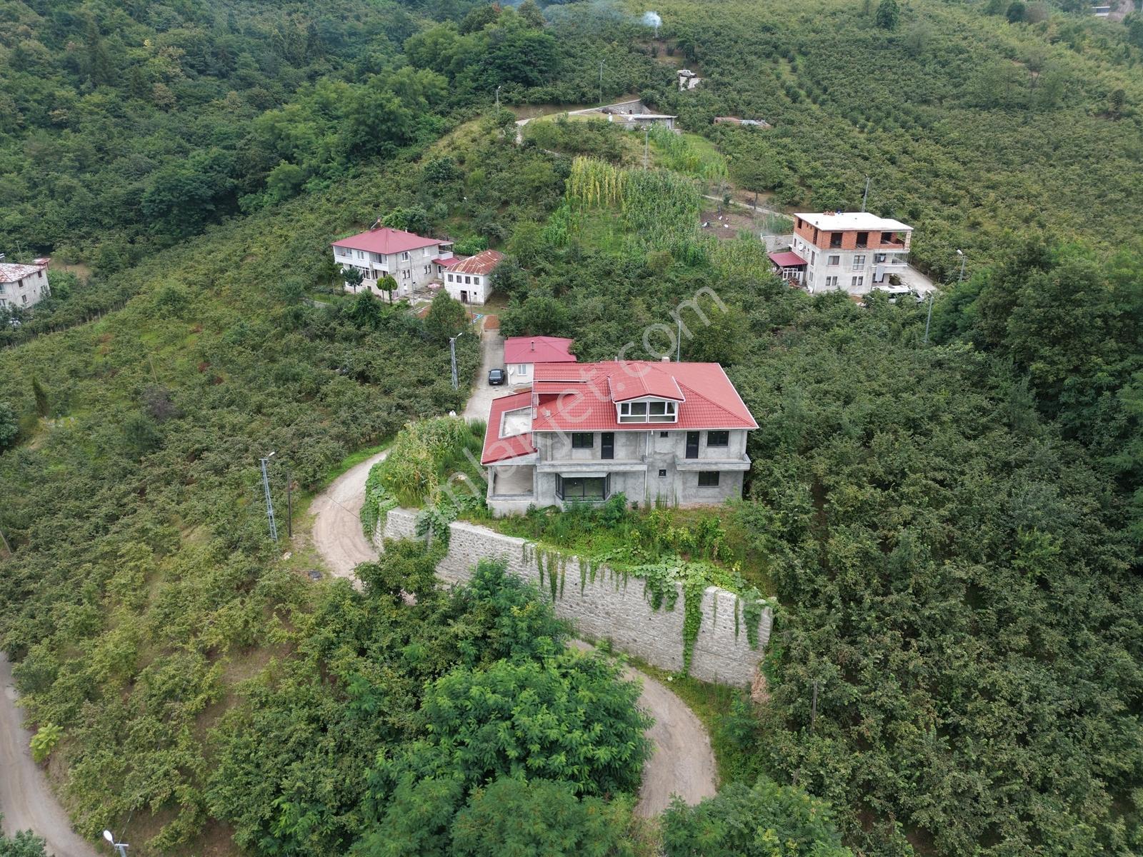 Düzyurtta 2.550 M² Arazi Üzerinde Muhteşem Villa — fotoğraf 5