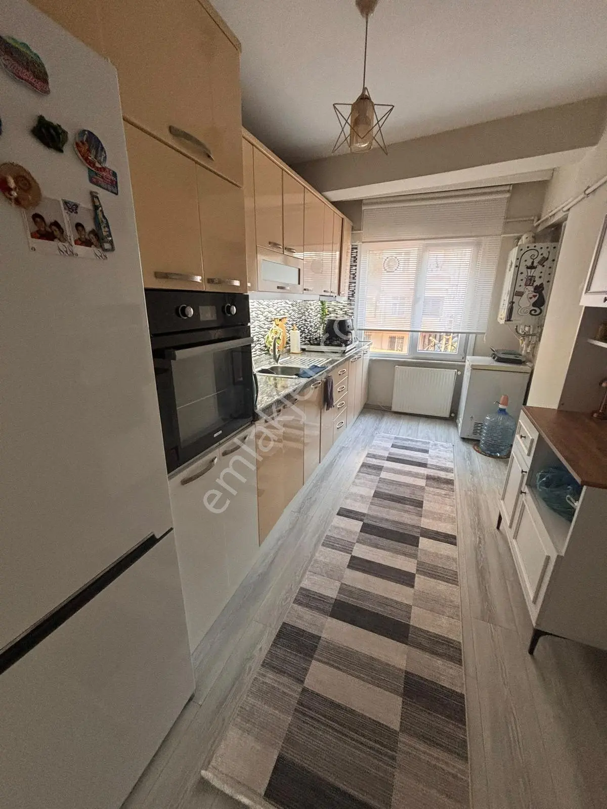 Site İçerisinde Modern Dekorasyonlu Geniş 2+1 Kilerli Fırsat Daire — fotoğraf 2