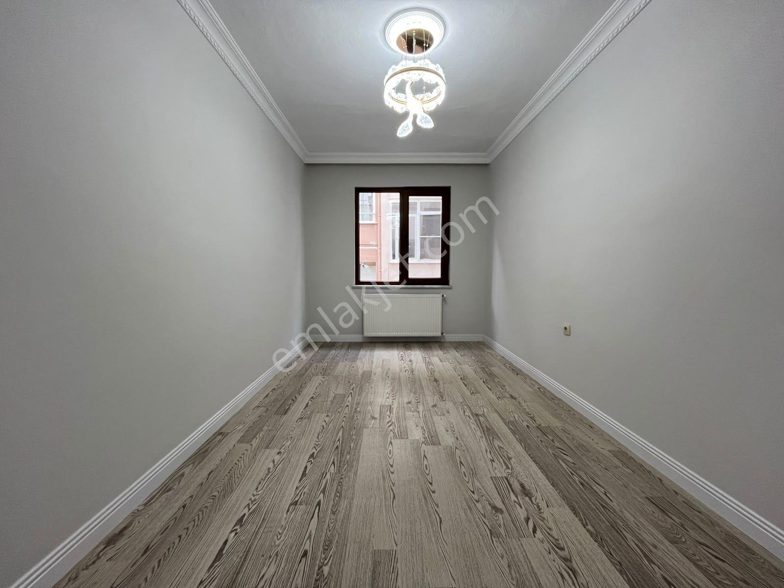 Gümüş'den Akçay'da Ön Cephe Arakat Şık Tasarımlı Kombili 2+1 Daire! — fotoğraf 26