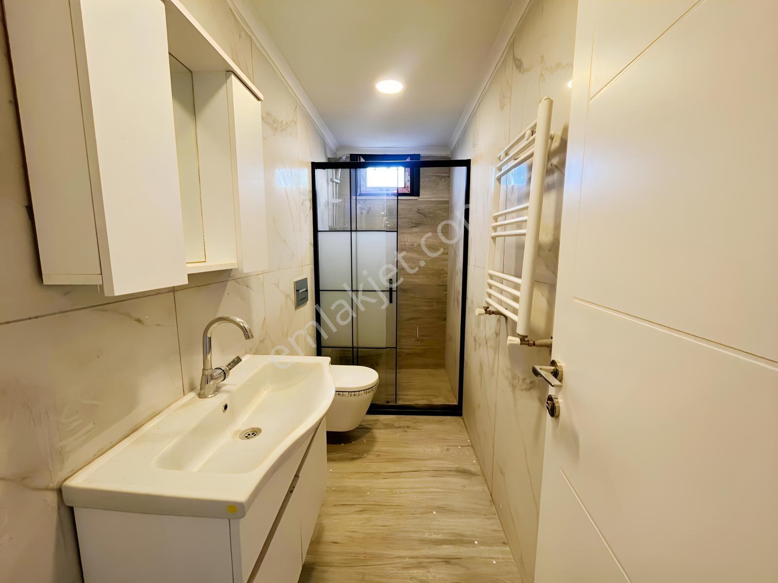 Akşemsettinde Geniş 130 M² Krediye Uygun 3+1 Satılık Daire! — fotoğraf 15