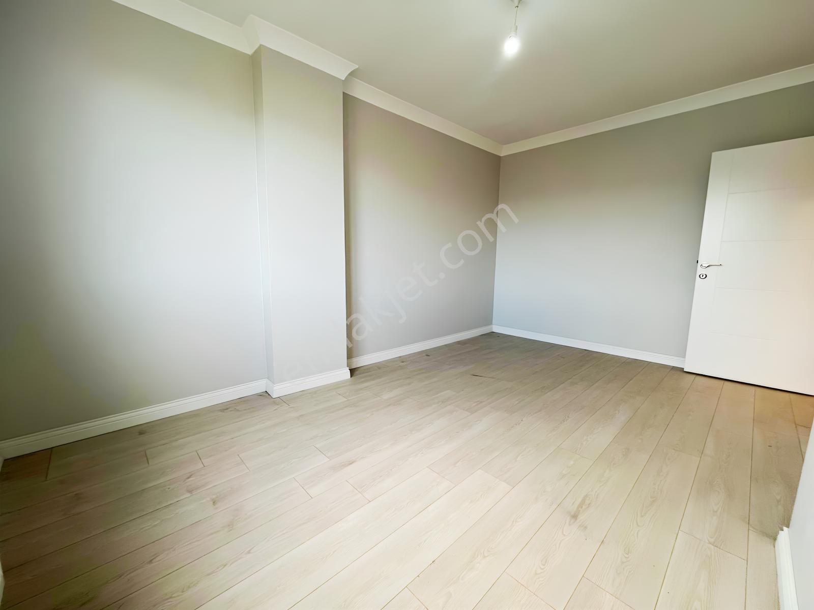 Akşemsettinde Geniş 130 M² Krediye Uygun 3+1 Satılık Daire! — fotoğraf 30