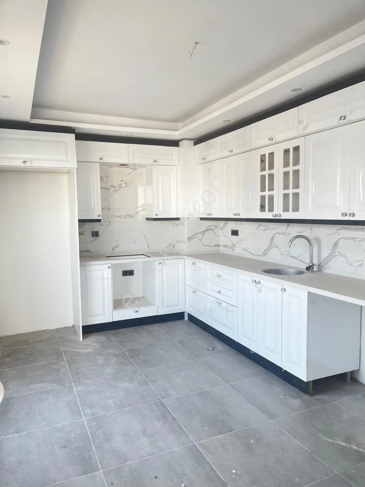 Zafer Mahallesi’nde Site İçinde Sıfır 3+1 | 135 M² Net | Asansörlü — fotoğraf 3