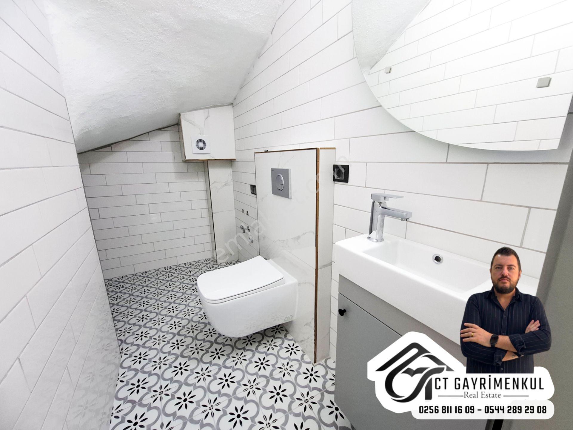 Didim'de Satılık 3+1 Deniz Manzaralı Müstakil Girişli Teraslı Bahçeli Triplex Villa — fotoğraf 11