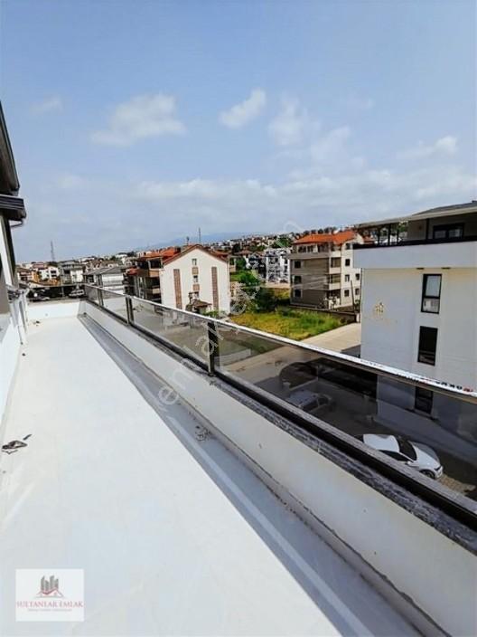 Yeşilyurt Mahallesi Pazaryeri Karşısında Satılık Daire 3+1 — fotoğraf 2