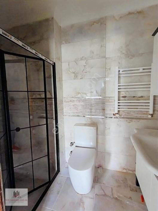 Yeşilyurt Mahallesi Pazaryeri Karşısında Satılık Daire 3+1 — fotoğraf 5