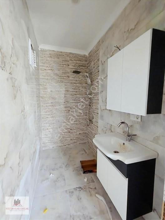 Yeşilyurt Mahallesi Pazaryeri Karşısında Satılık Daire 3+1 — fotoğraf 8