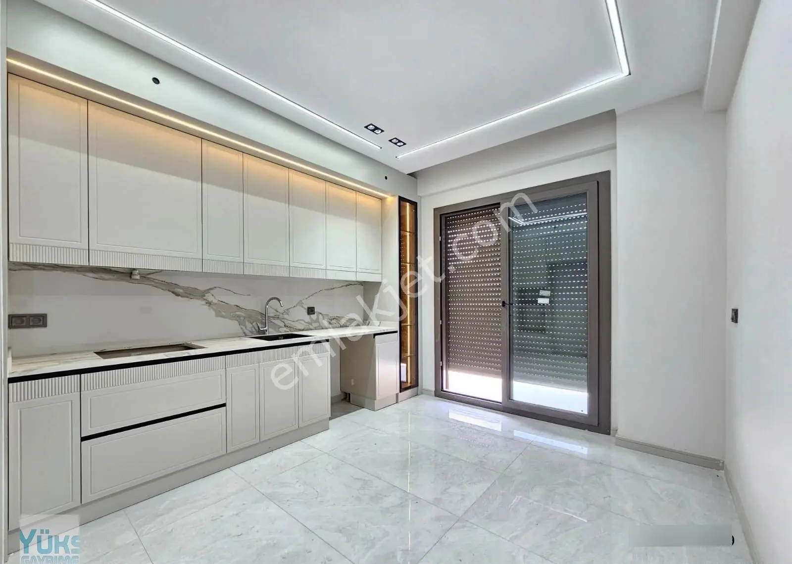 Denizli Şemikler De 2+1 120 M2 Cadde Üzeri Mükemmel Konumda Lüks Daire — fotoğraf 3
