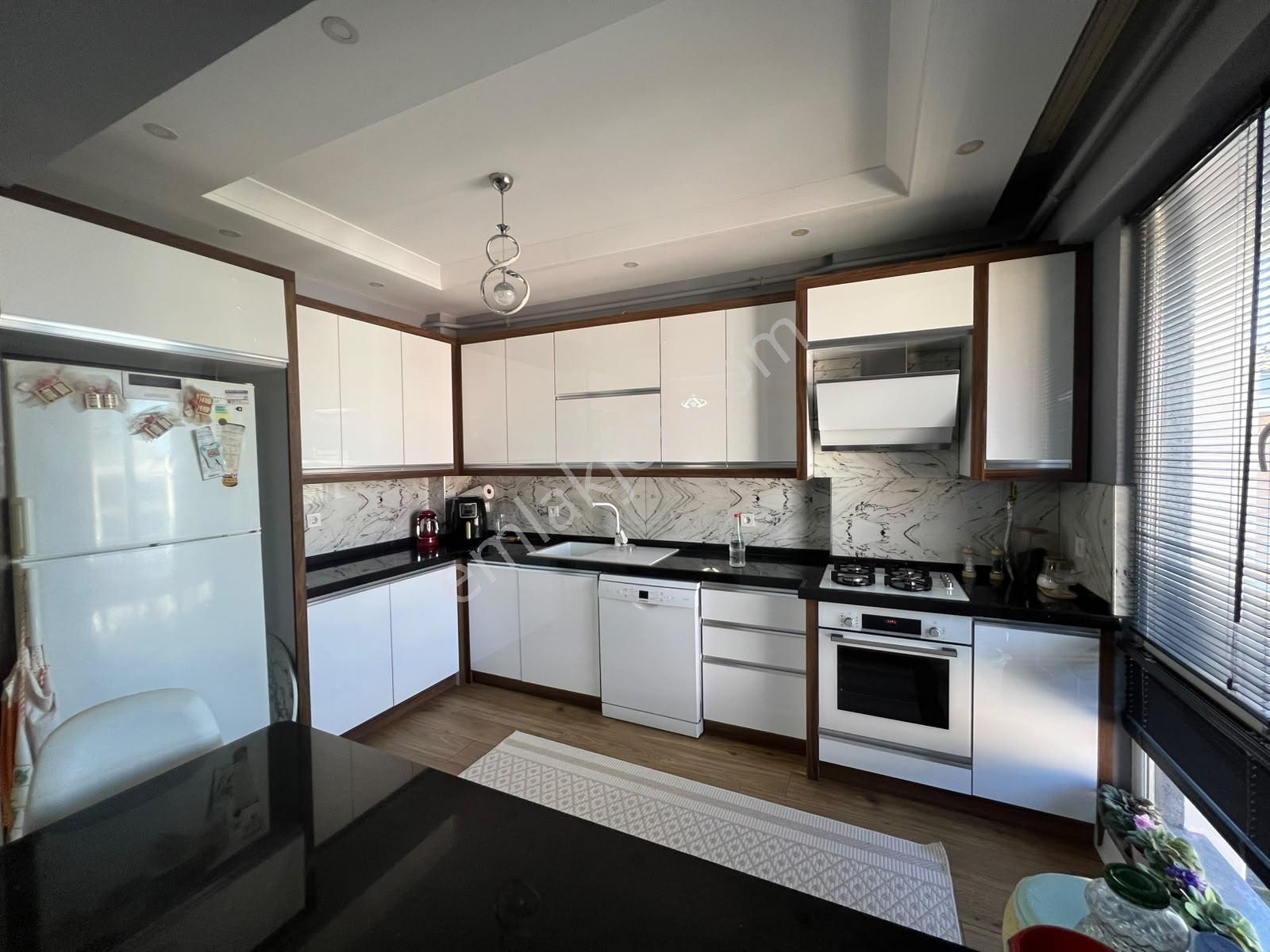 Yeni Stad Karşısı 4+1 Lüx Dubleks Teraslı Daire — fotoğraf 7
