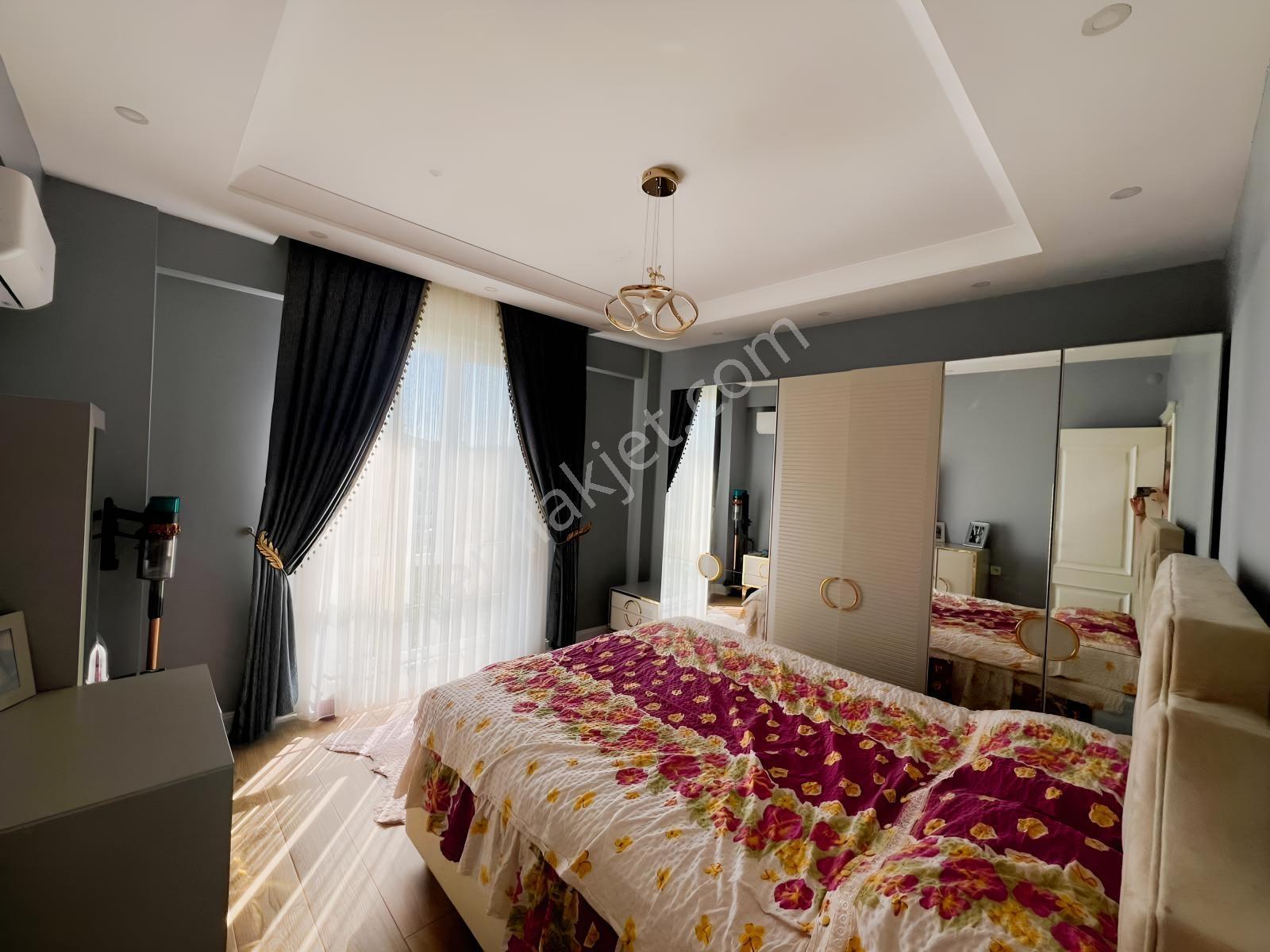 Yeni Stad Karşısı 4+1 Lüx Dubleks Teraslı Daire — fotoğraf 12