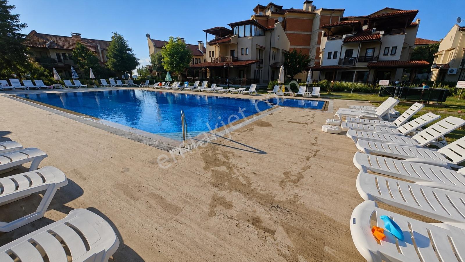 Akçakoca As-kent Sitesi'nde Havuzlu Sitede Satılık Dubleks Daire — fotoğraf 2