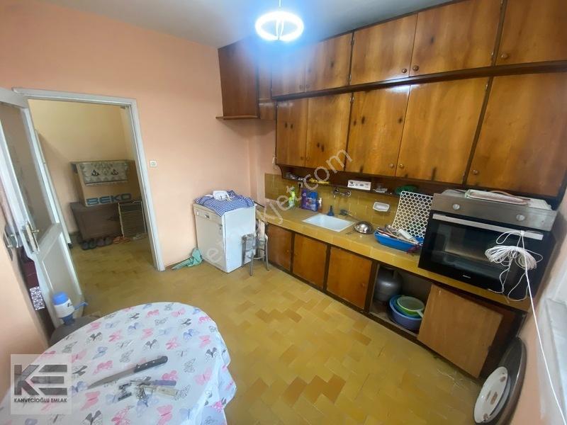 Kahvecioğlu Emlak'tan Tabakhane Mah.satılık Arakat 2+1 Daire — fotoğraf 7