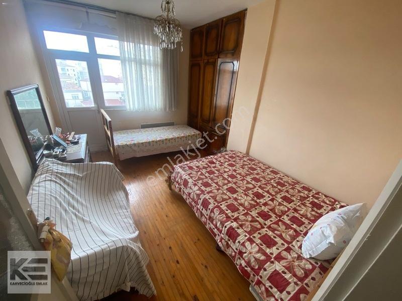Kahvecioğlu Emlak'tan Tabakhane Mah.satılık Arakat 2+1 Daire — fotoğraf 11