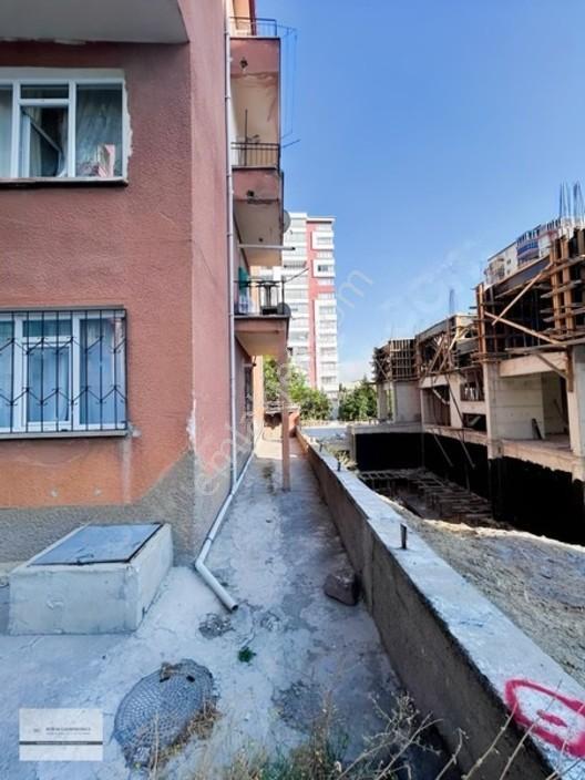 Mükemmel Lokasyon Komple Satılık Bina — fotoğraf 9