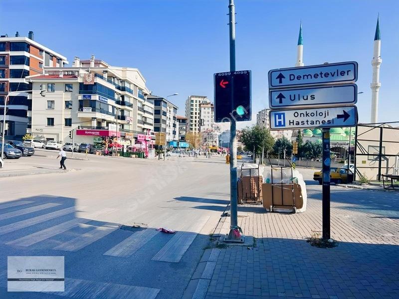 Mükemmel Lokasyon Komple Satılık Bina — fotoğraf 13