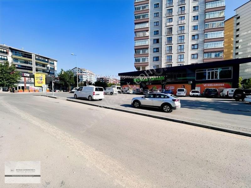 Mükemmel Lokasyon Komple Satılık Bina — fotoğraf 14