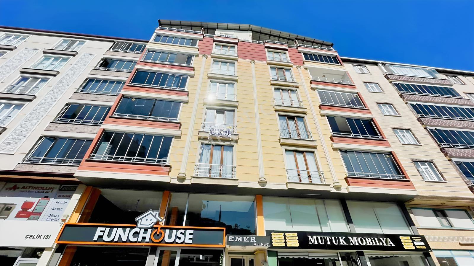 Yıldırım Emlak'tan Ara Kat Mükemmel Konumda Satılık Daire