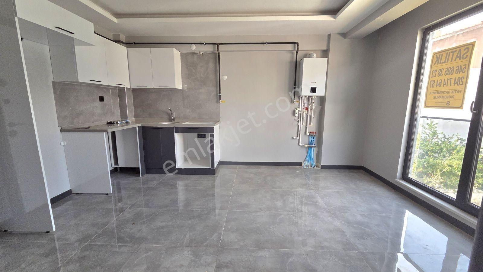 Keşan Yeni Mah.'de Kombi+ankastre+cam Balkon Dahil Satılık 1+1 — fotoğraf 4