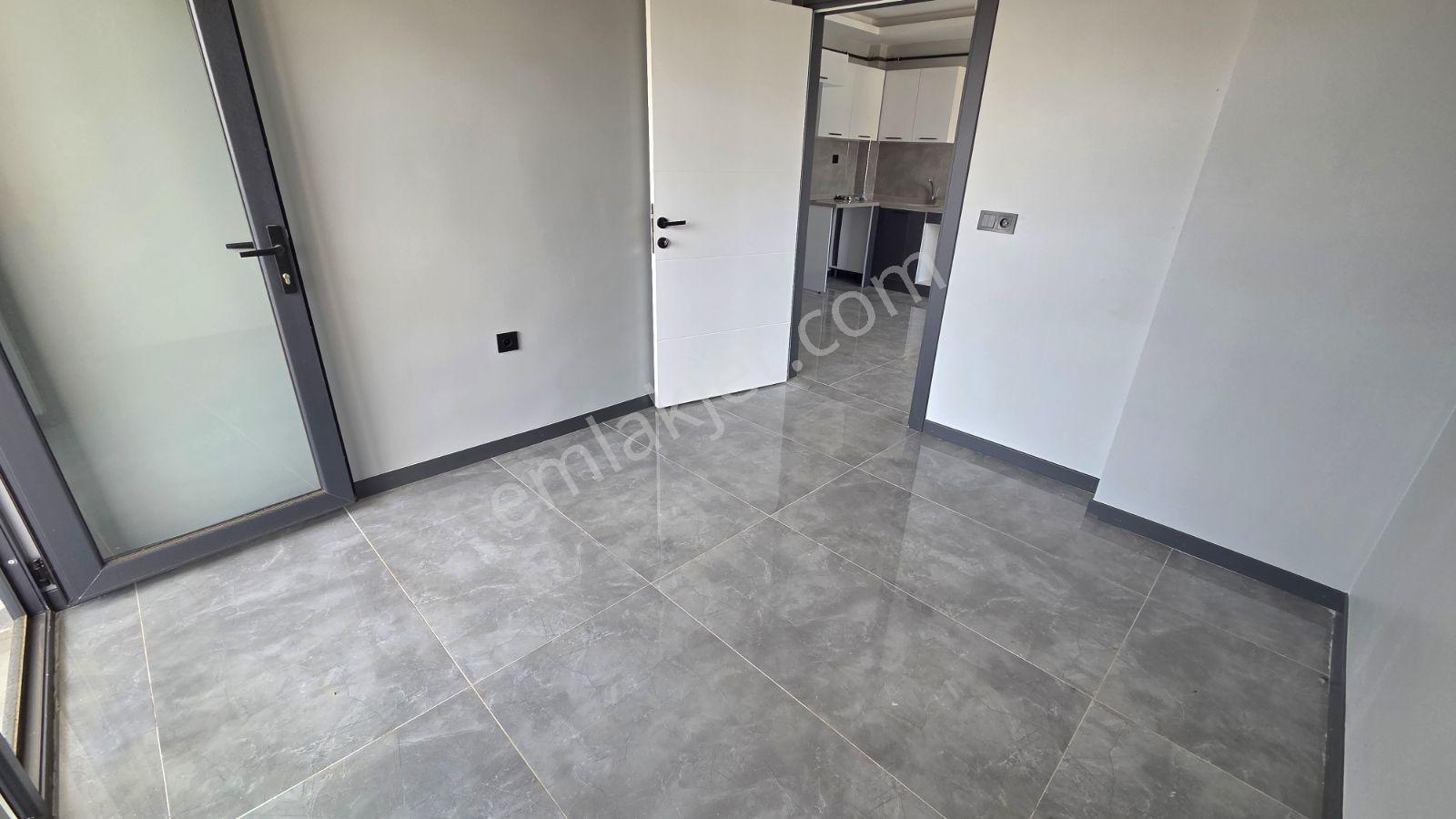 Keşan Yeni Mah.'de Kombi+ankastre+cam Balkon Dahil Satılık 1+1 — fotoğraf 8