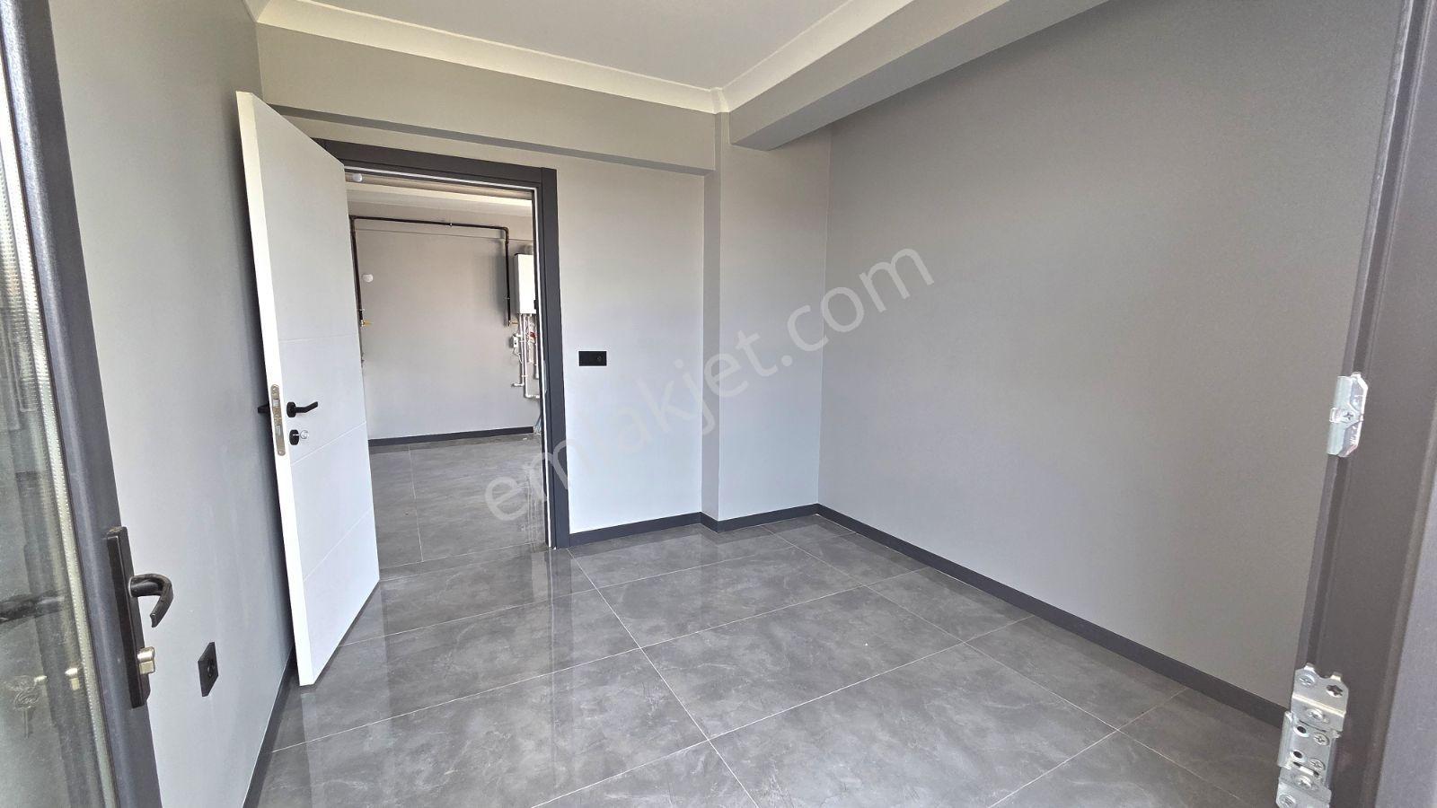 Keşan Yeni Mah.'de Kombi+ankastre+cam Balkon Dahil Satılık 1+1 — fotoğraf 11