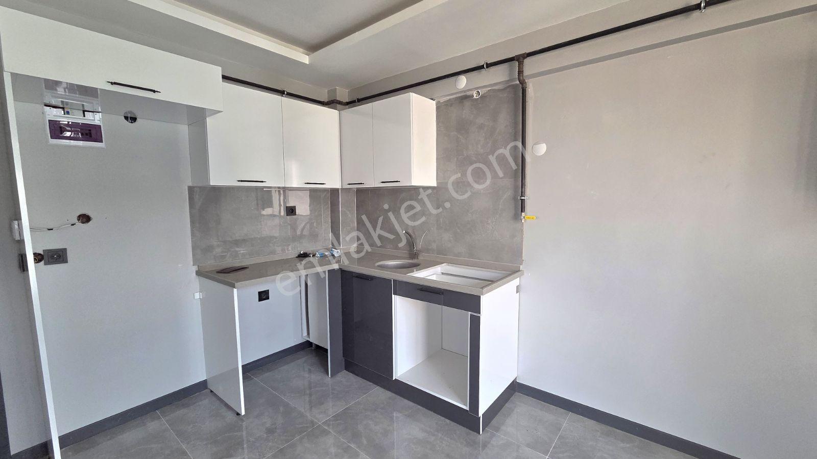 Keşan Yeni Mah.'de Kombi+ankastre+cam Balkon Dahil Satılık 1+1 — fotoğraf 13