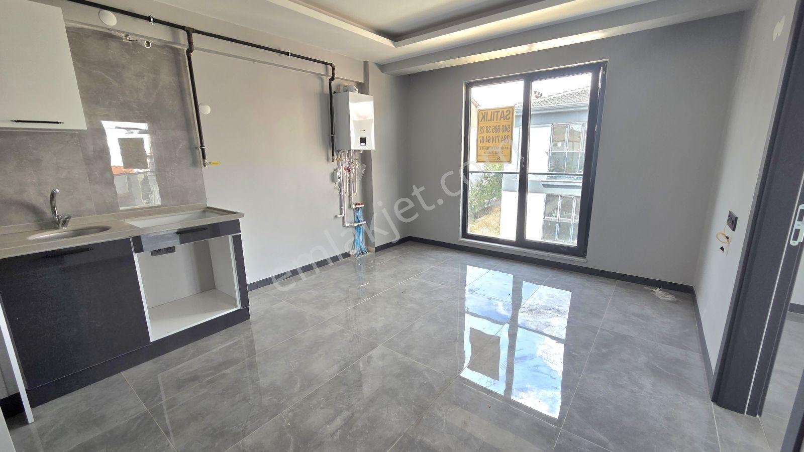 Keşan Yeni Mah.'de Kombi+ankastre+cam Balkon Dahil Satılık 1+1 — fotoğraf 18