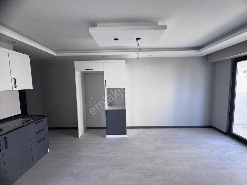 Tema Emlaktan Altınova Mah Sıfır Arakat 2+0 Satılık Daire — fotoğraf 12